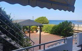 Family Sea & Garden View Apartment